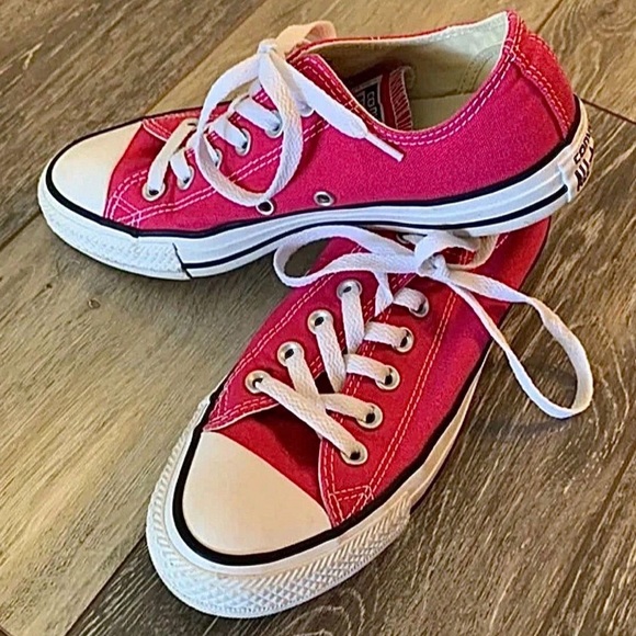 Chuck Taylor All Star Chaos Fuchsia/ Hot Pink Low Top Converse Sneakers - Picture 1 of 5